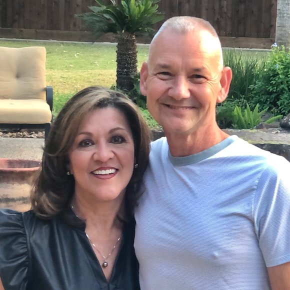 Meet your Posher, Lisa - Picture 1 of 1